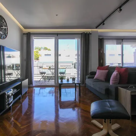 Experiencia Premium En La Esencia De Apartman